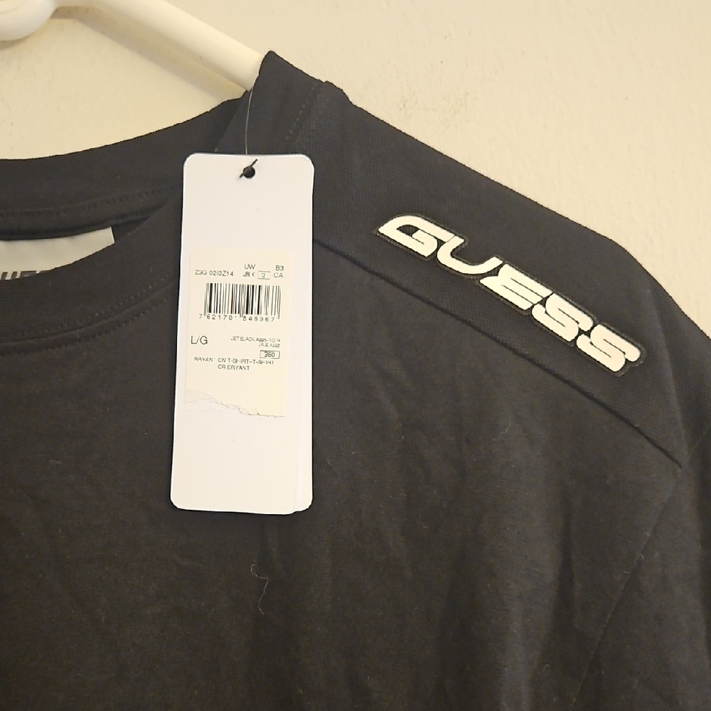 Guess Black Short Sleeve Men's Tee - Picture 2 of 5